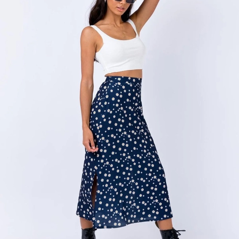 Princess Polly ran midi daisy print  skirt